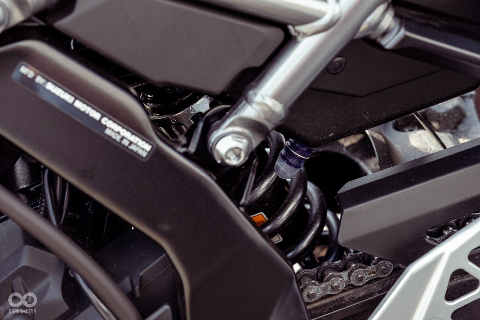 後避震具備預載可調功能