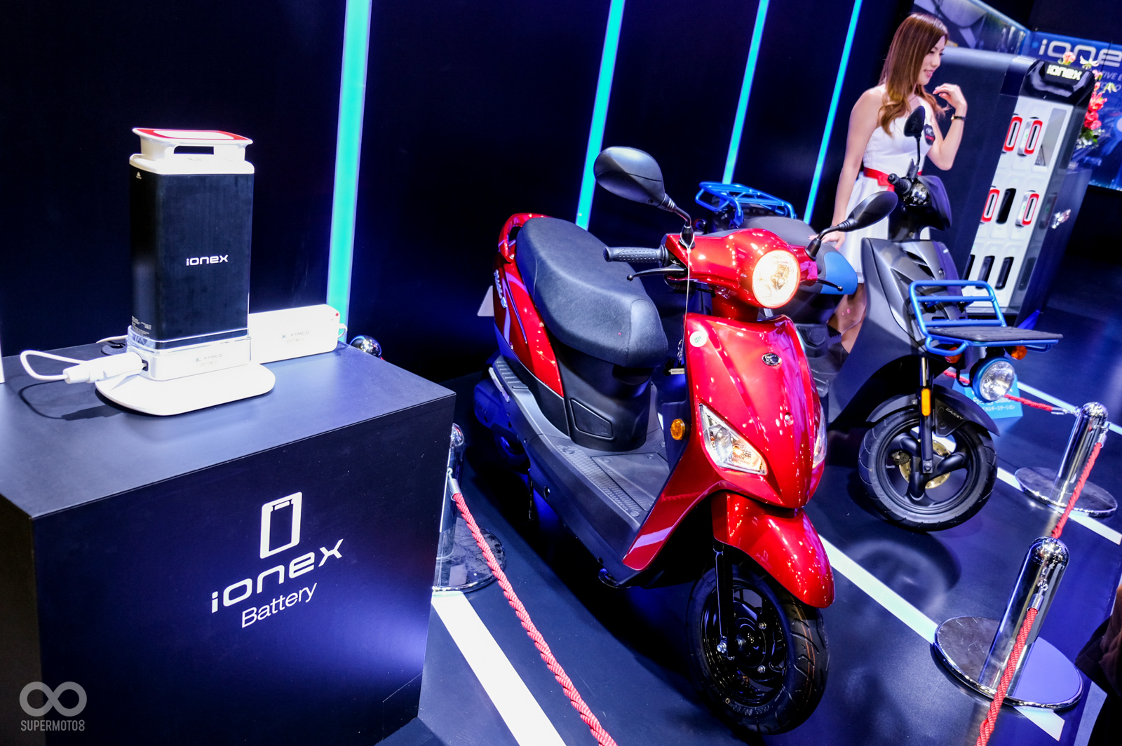 2019年東京車展中，KYMCO Ionex車能網車款以KYMCO Ionex Commercial車能網商業版為主