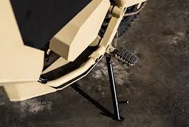 鋼管編織風格的車架,配上越野腳踏,加上來自世界最殺的製造商,這樣的組合說真的實在是很吸引人啊