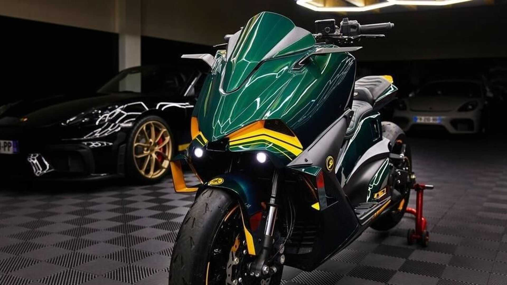 第一眼看到Titan真的會很難和TMAX聯想在一起