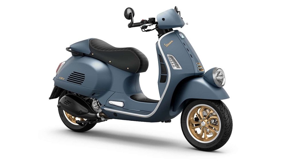 全新的Officina 8從不同角度看都有不同的樣貌，會產生細微的變化