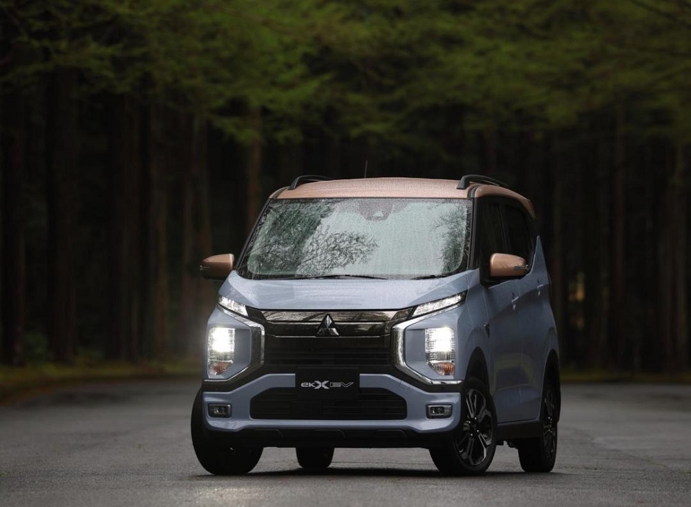 「eK X EV」的車頭造型就是一台縮小版的Outlander