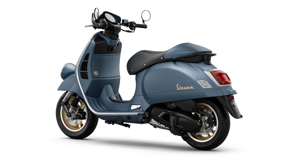 Vespa最近為了致敬Officina Sperimentale，推出了全新的Officina 8配色