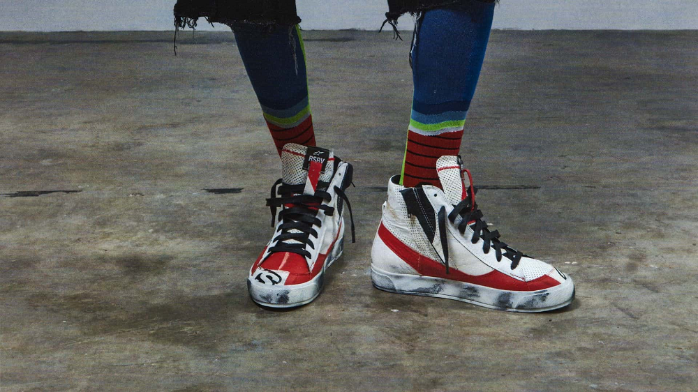 Alpinestars先前曾漢潮牌Balenciaga連明推出產品