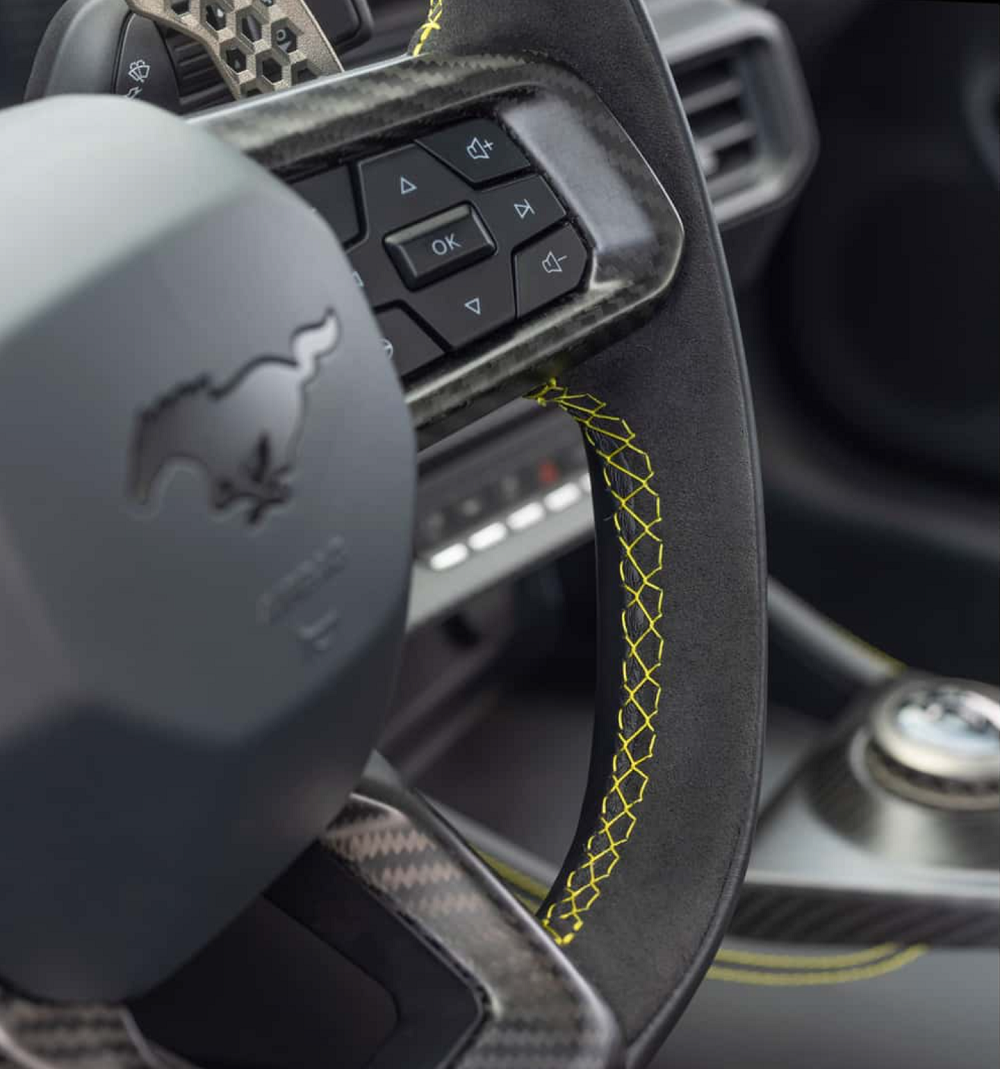 車內縫線也進行了特殊設計,讓內裝看起來更有質感