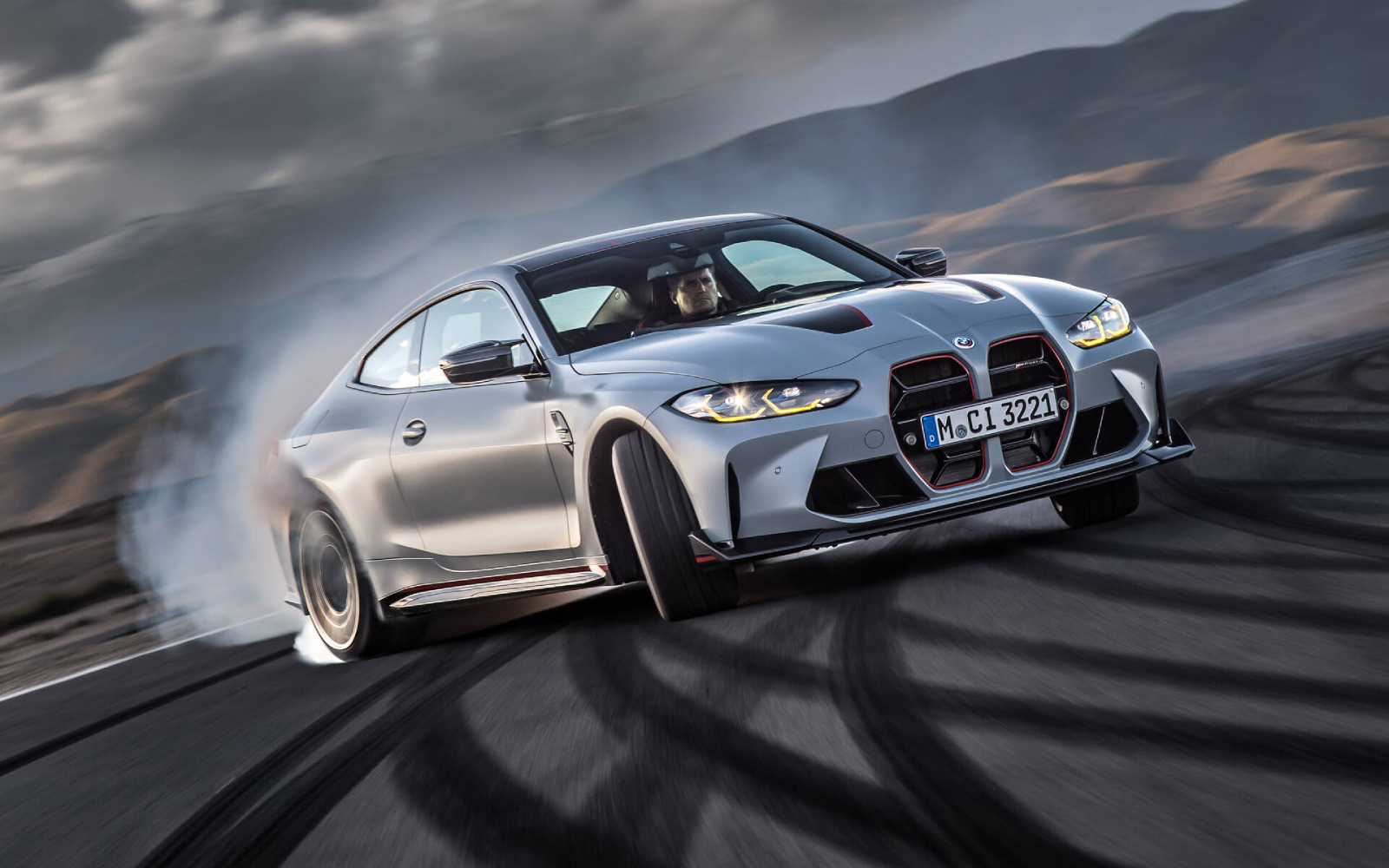 M4 CSL過於狂野，對於有日常使用需求的買家可能會有些吃不消