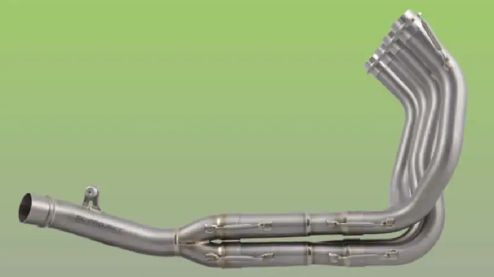 喜歡4-2-1排氣系統的車迷們,SC-Project也滿足了你的需求