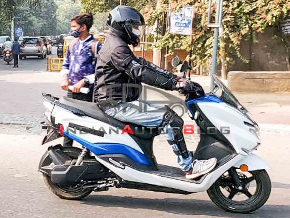 2020年，外媒在印度市場捕捉到電動版Burgman測試車身影