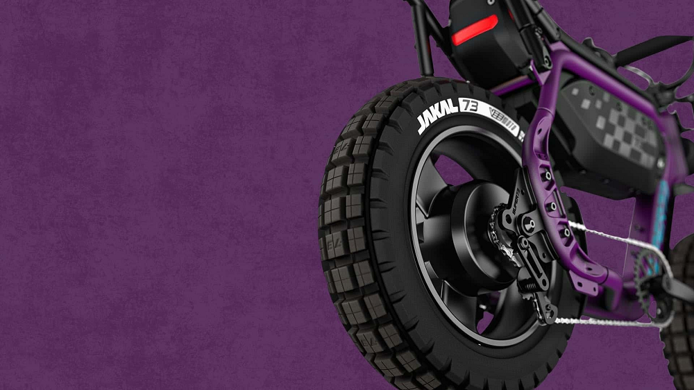 MZFT搭載著兩顆電池組,並且裝上了防盜裝置降低電池失竊風險