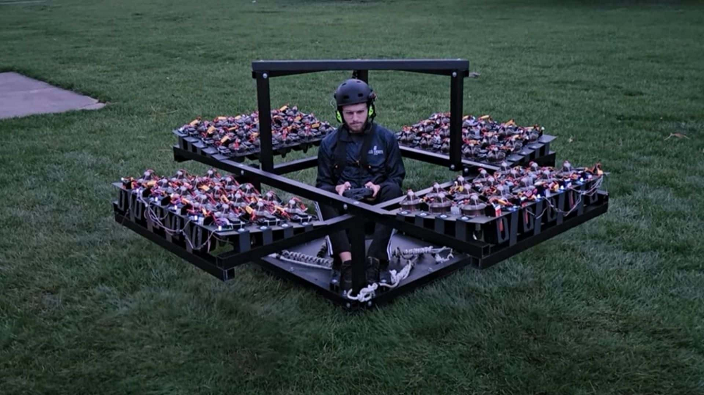 整個載具採用了48個微型噴射機打造而成