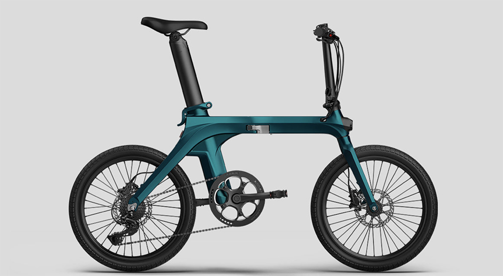 整輛車最特別的是他用上了更堅固的鎂合金車架