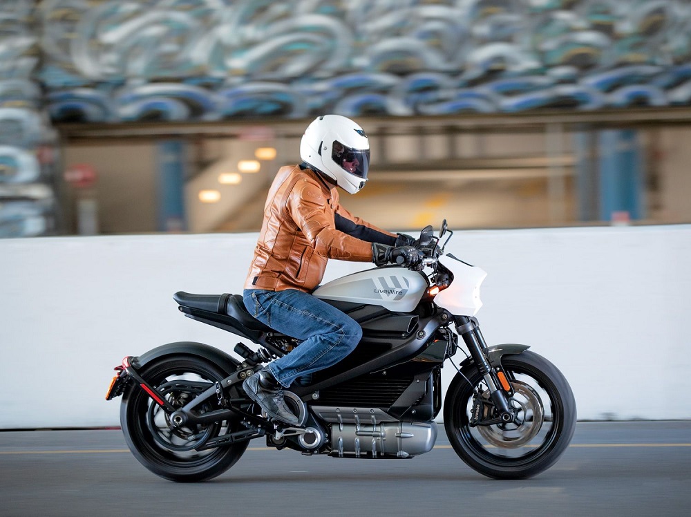 LiveWire帶著全新的電動車型LiveWire One,試圖解決Harley-Davidson公司銷售問題