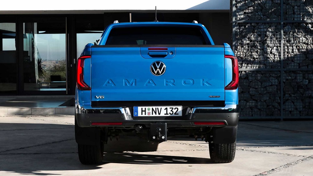 車廂後斗上,印上了大大的「Amarok」字樣讓你一眼就知道他的名字