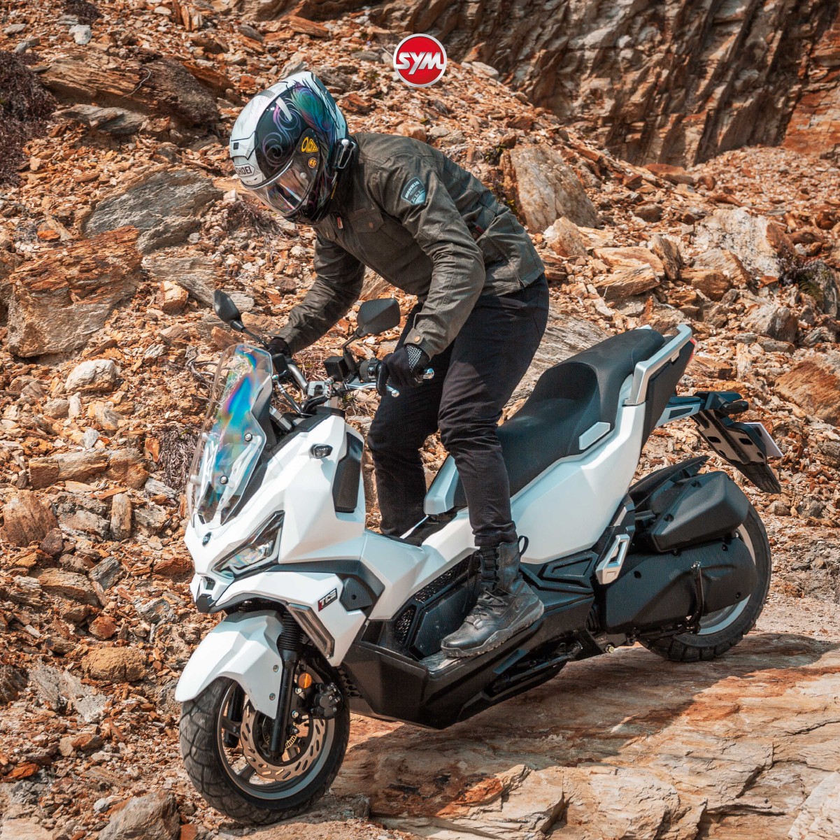 近期在歐洲市場上市的ADX 125跨界速克達