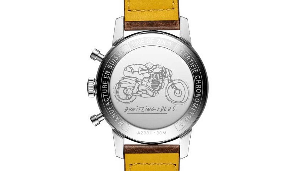 手錶的背面也有著Breitling+Deus的字樣,紀念雙方第二次的聯名