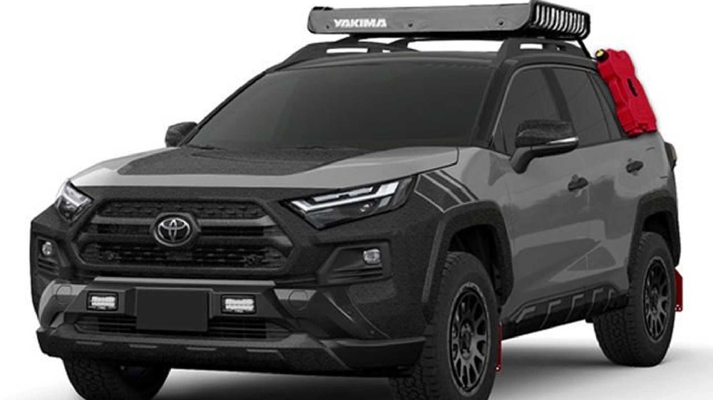 三種改裝套件中,最亮眼的無非是Offroad Package