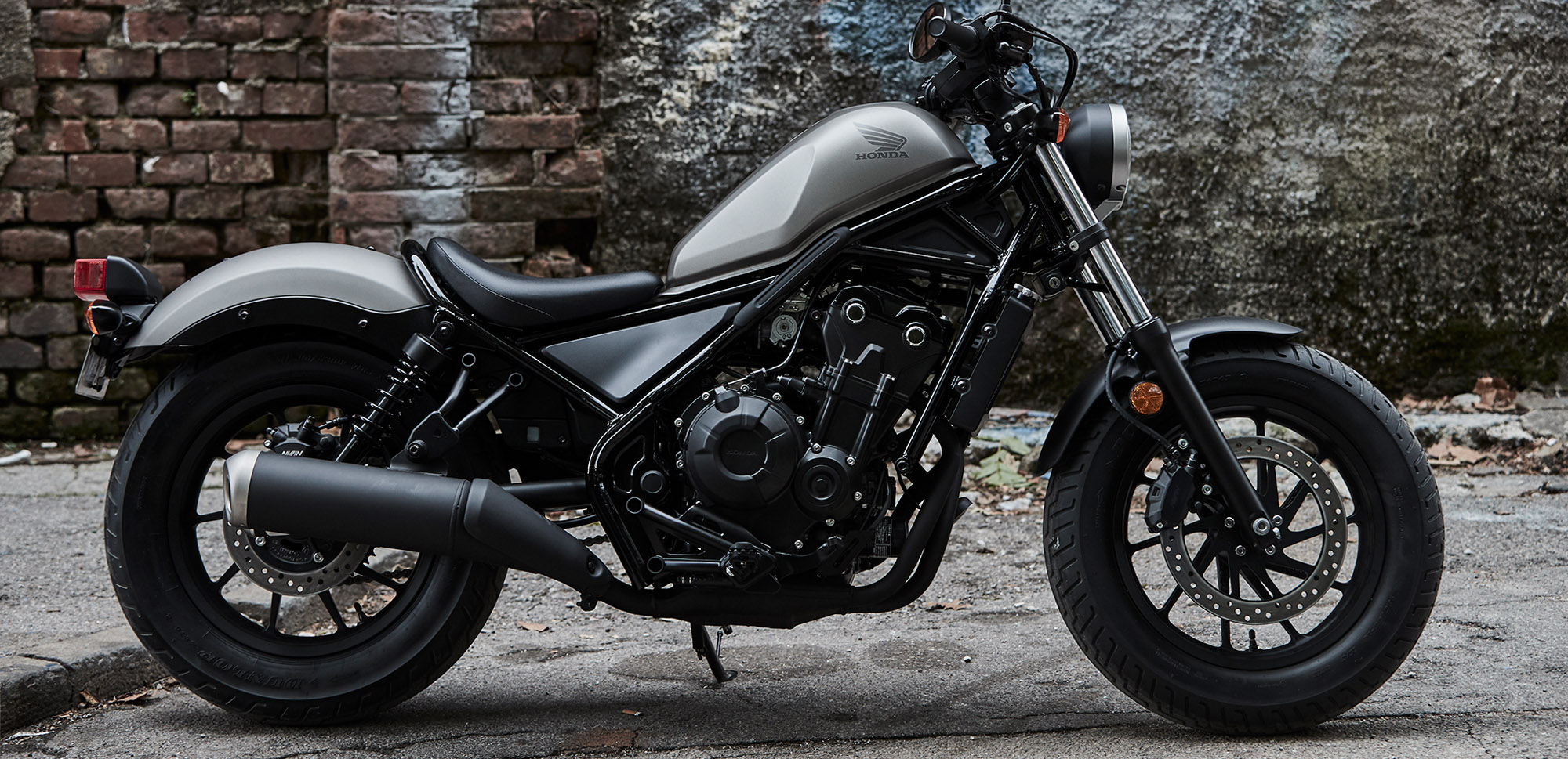 HONDA 去年將極富樂趣的Rebel 300/500 引進北美市場,結果受到不少新世代騎士歡迎,新款Ninja 400 很可能就是川崎對HONDA 此舉的回應