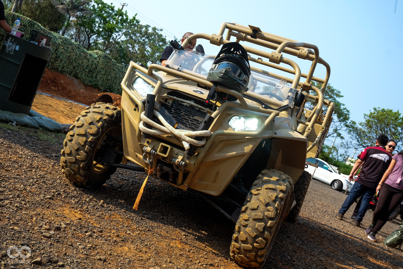 軍用版的MRZR 4外觀看來相當霸氣