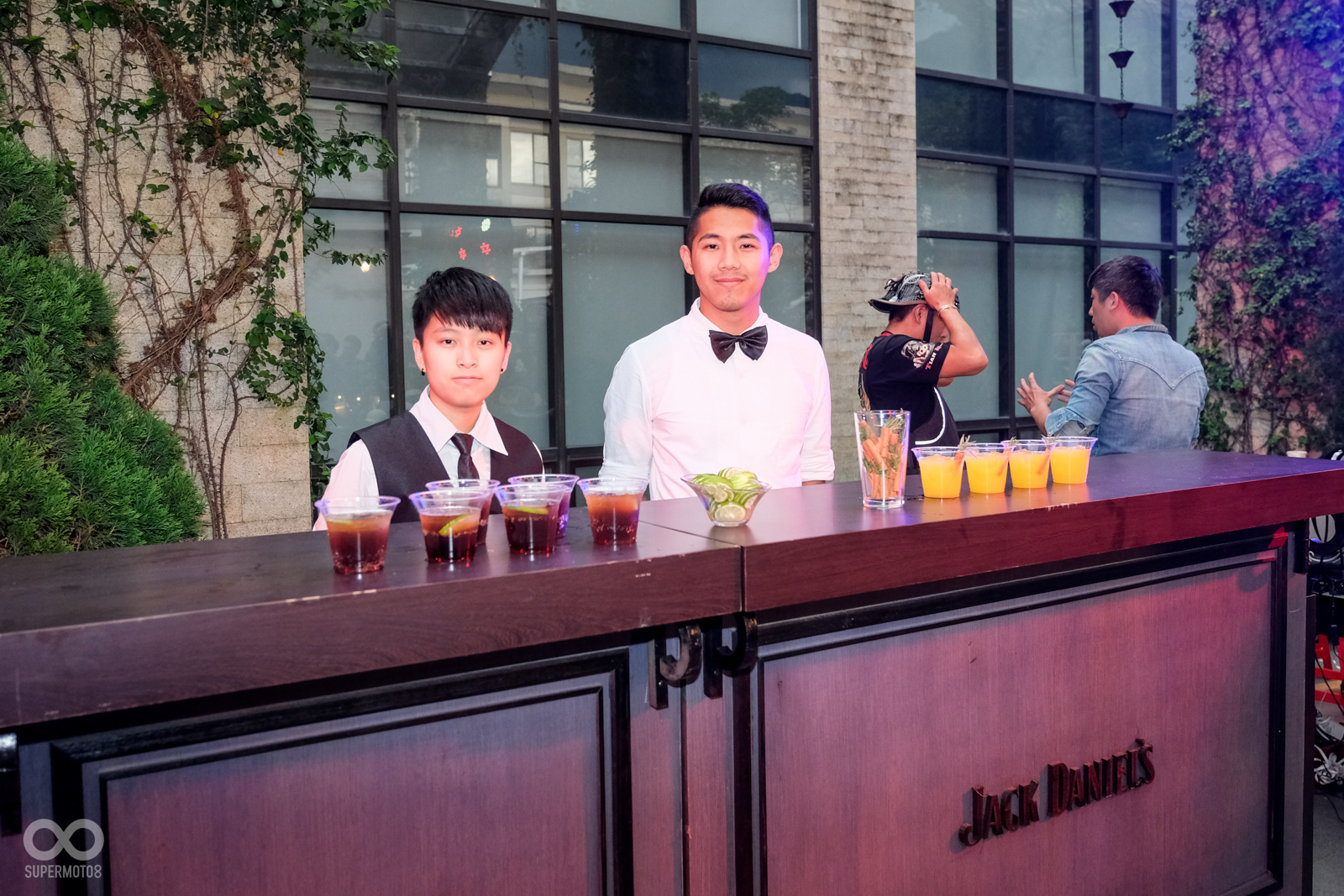 兩天一夜的活動，絕對是喝酒的最佳藉口。但是喝酒不開車，開車不喝酒，大家別忘了！