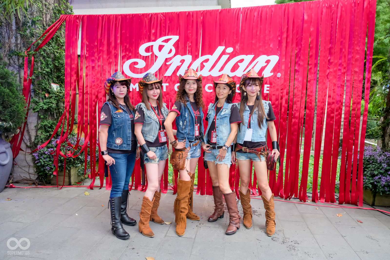 車友間彼此感情融洽，彷彿個車隊就是一個家庭般溫馨