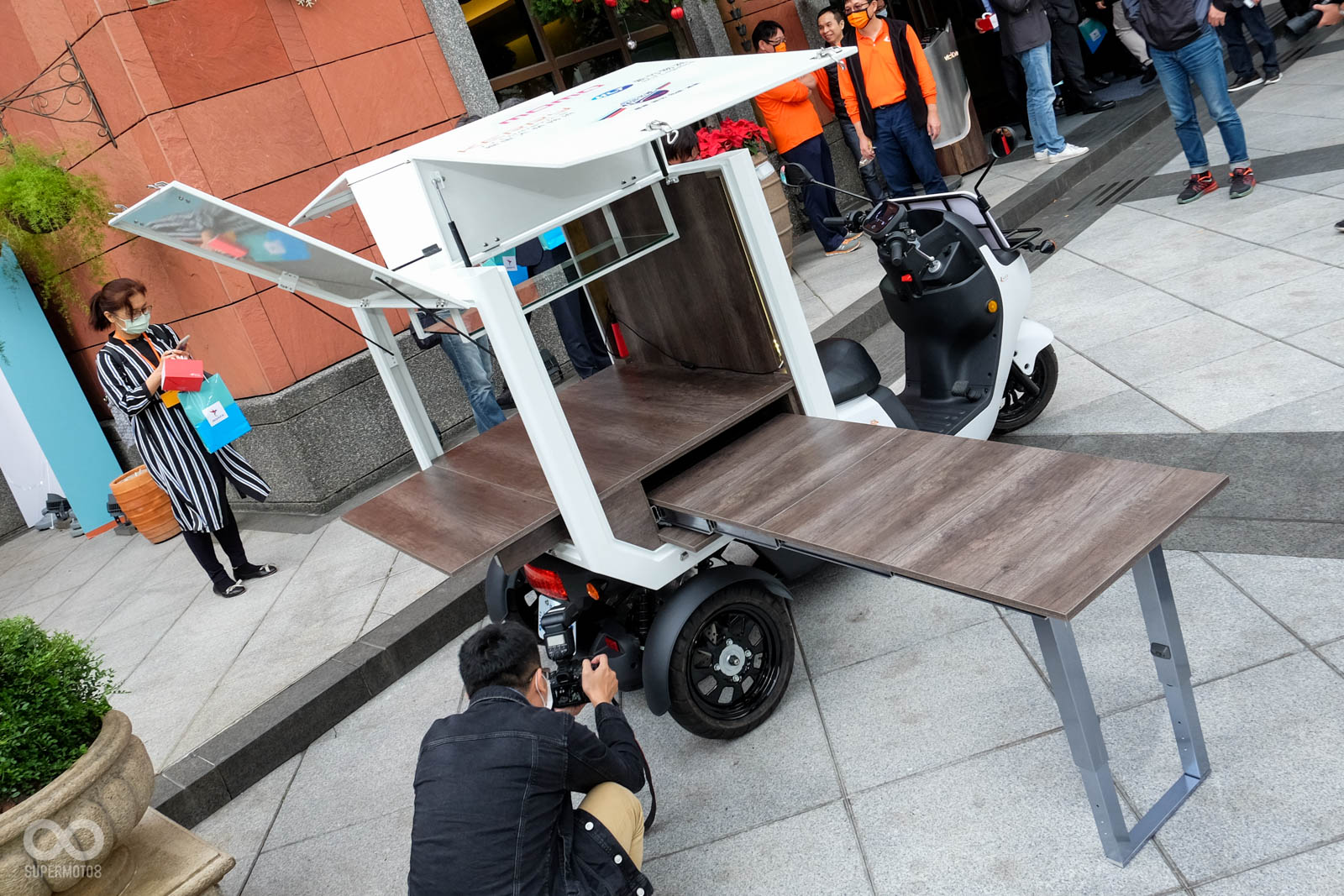 威剛新成立的品牌威速登帶來全新的三輪電動商用車款