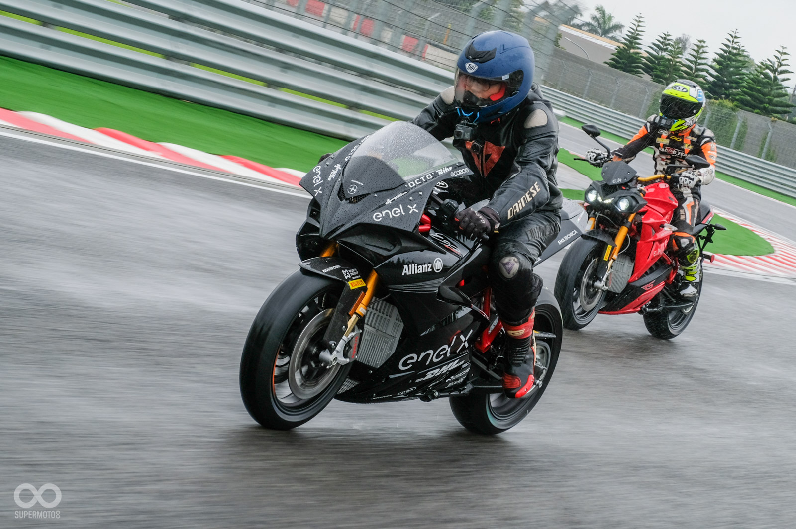 三台車的懸吊、車架調效非常協調，懸吊阻尼、預載的感覺偏重