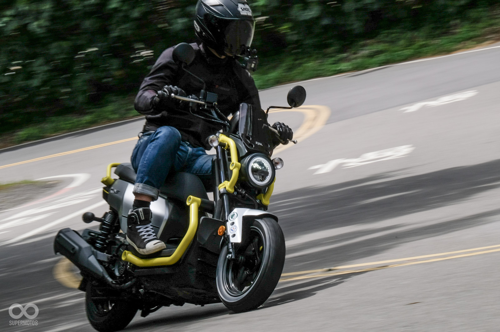 高速山路上KRNBT顯得有些躁動,但低速彎道上超棒的靈活性大大把分數補回來