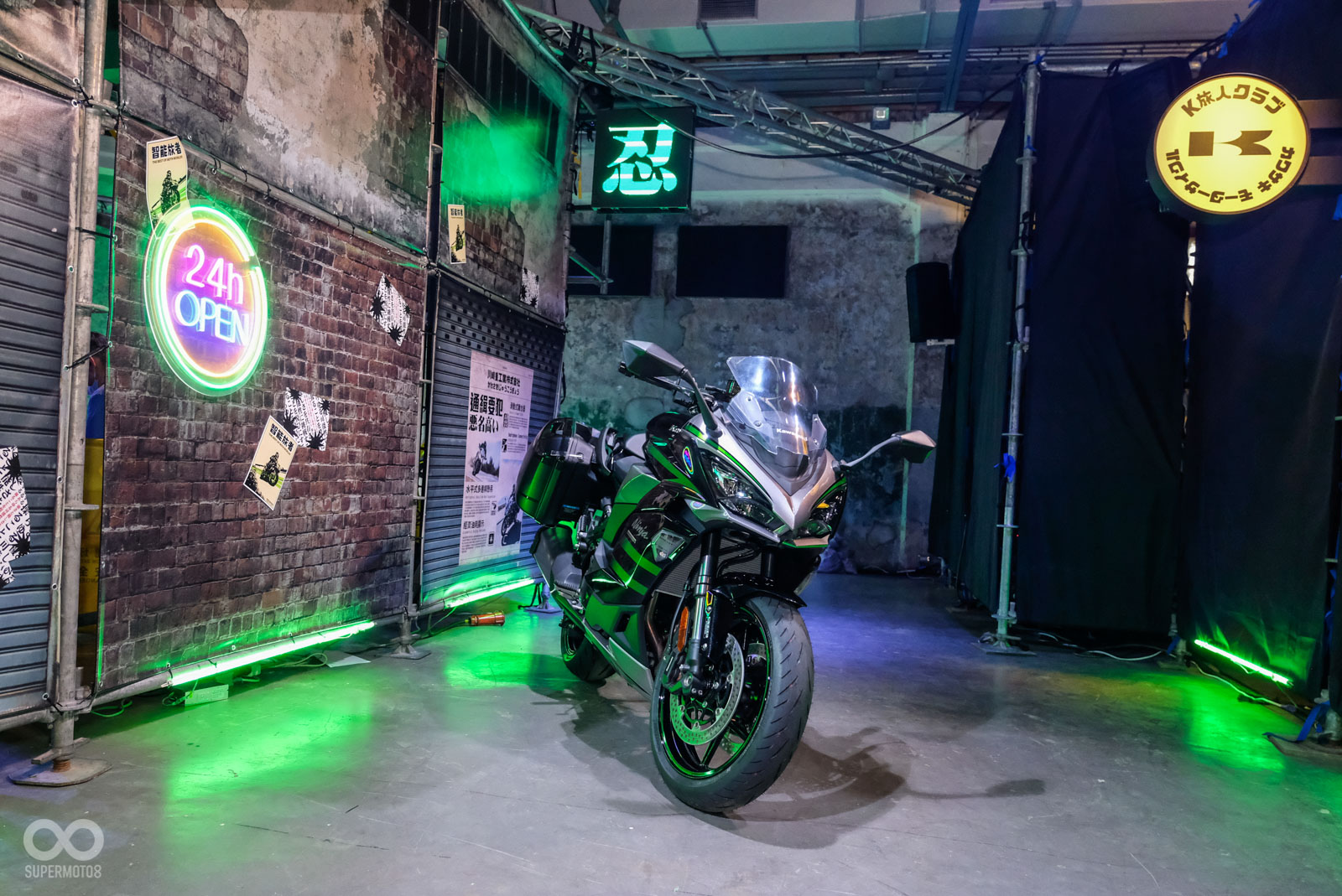 除了Z H2的狂暴亮相之外,KAWASAKI也公布2020引進的新車款