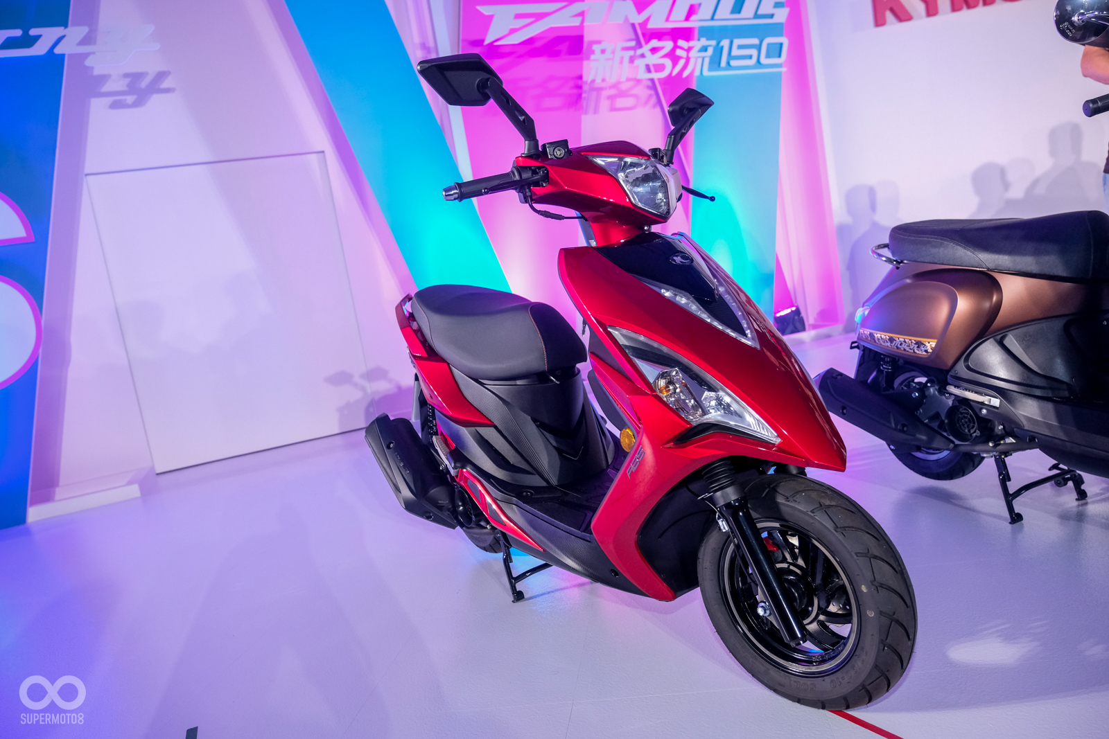 VJR 125 ABS，建議售價74,500元