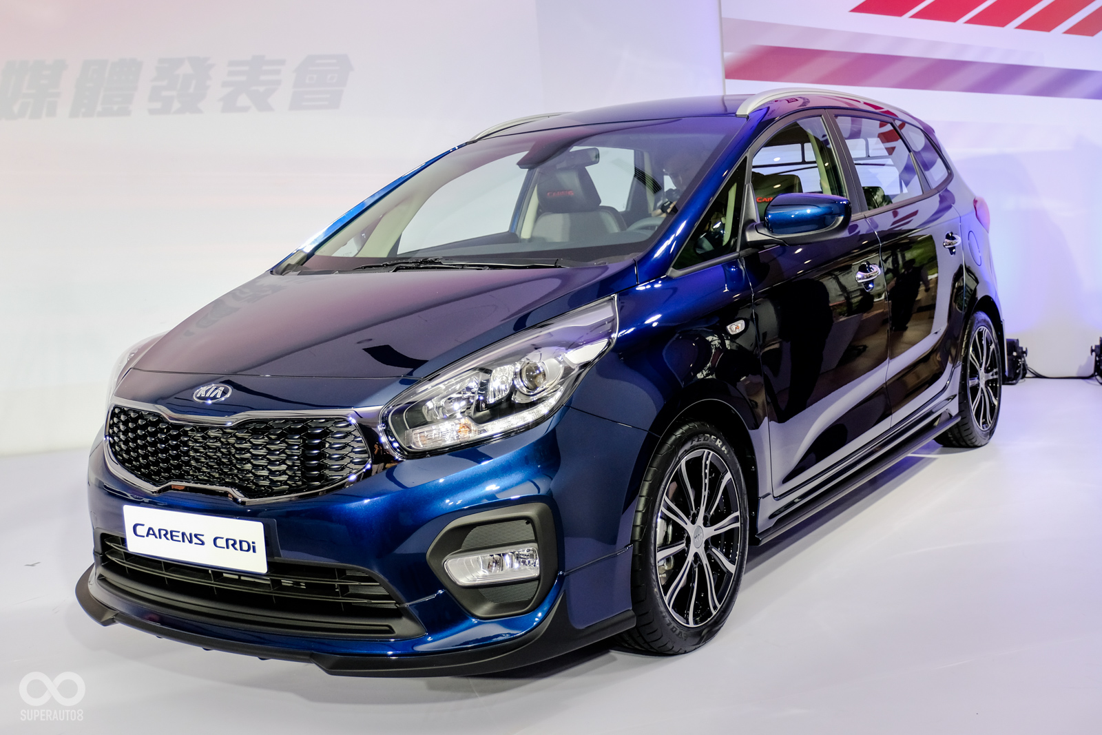 在外觀上更加動感的Carens Go帥特仕款，成為同時兼具安全與外觀的最佳MPV