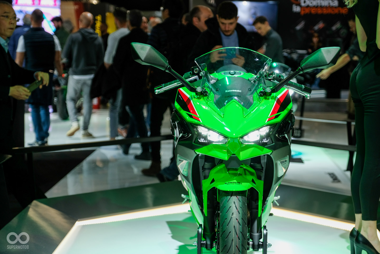 KAWASAKI Ninja 500 SE版本則另有搭載TFT儀表以及Keyless系統