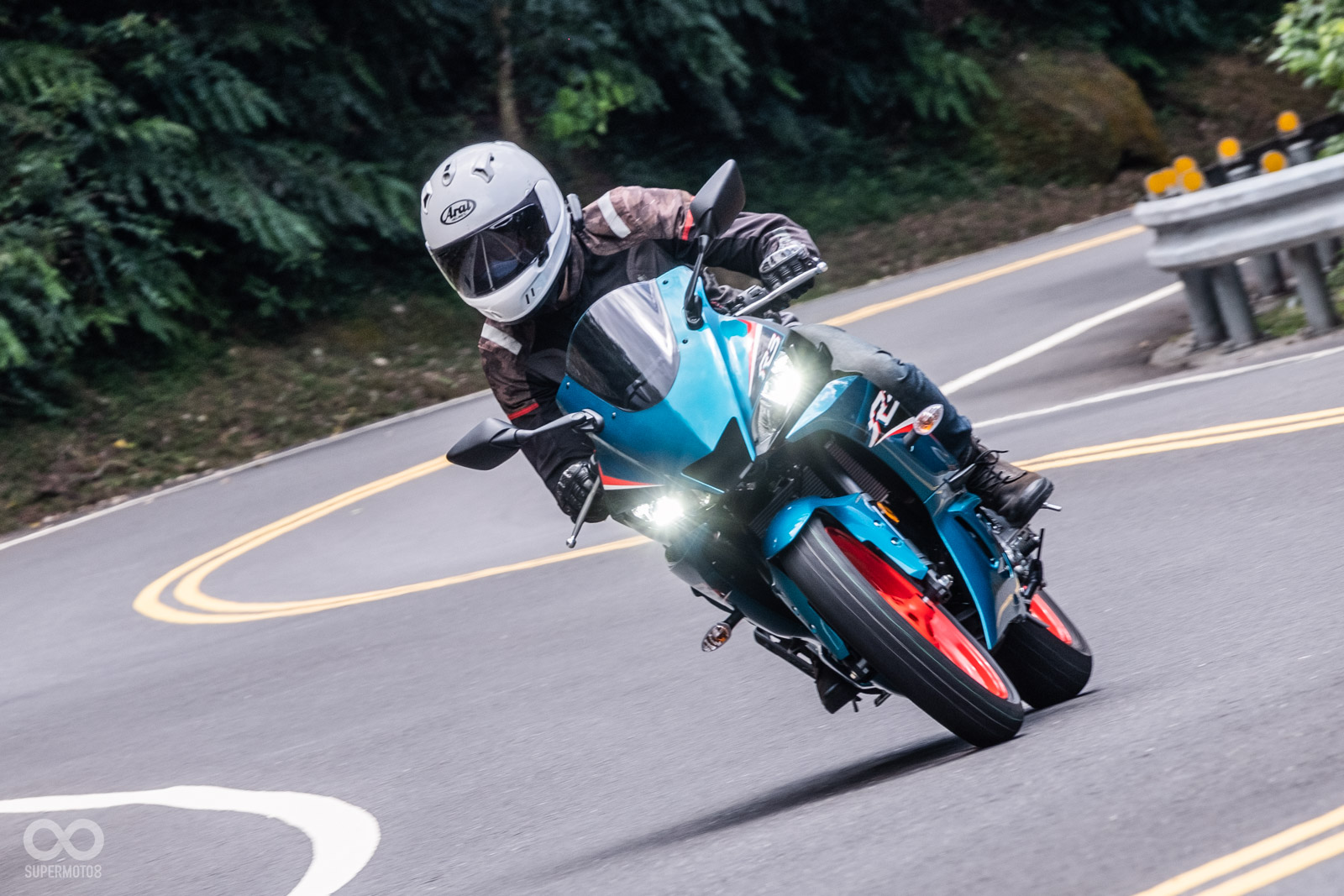 黃牌等級的動力，在台灣狹窄的山路上毋需多慮就能暢快的開油