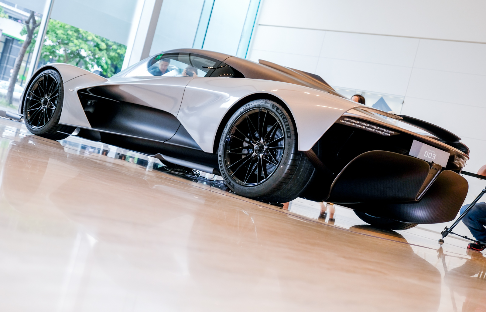 ASTON MARTIN Valhalla也將是下一集007電影中的重要角色