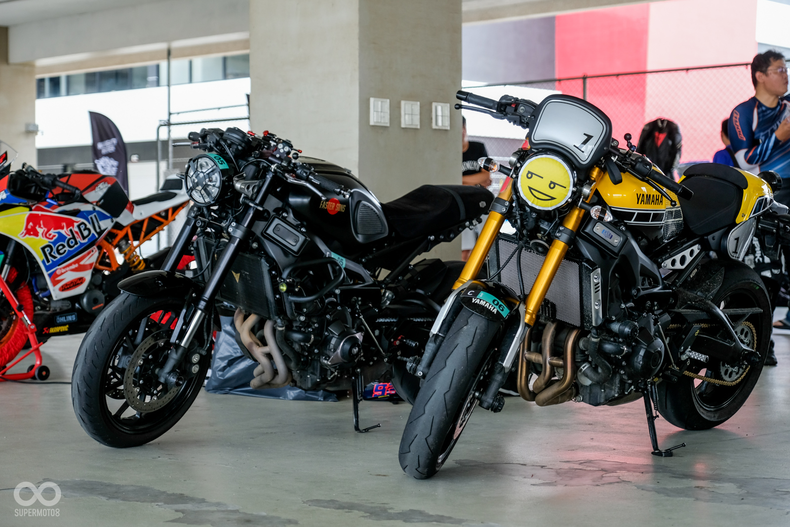 誰說只有跑車才能玩賽道，除了前面的HONDA CB1100外，現場也來了兩輛XSR900