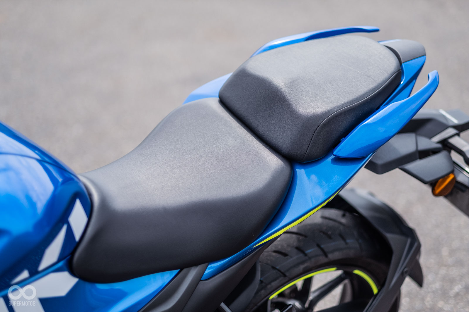 要排名街跑車舒適的椅墊,SUZUKI GIXXER絕對可以排上前幾名