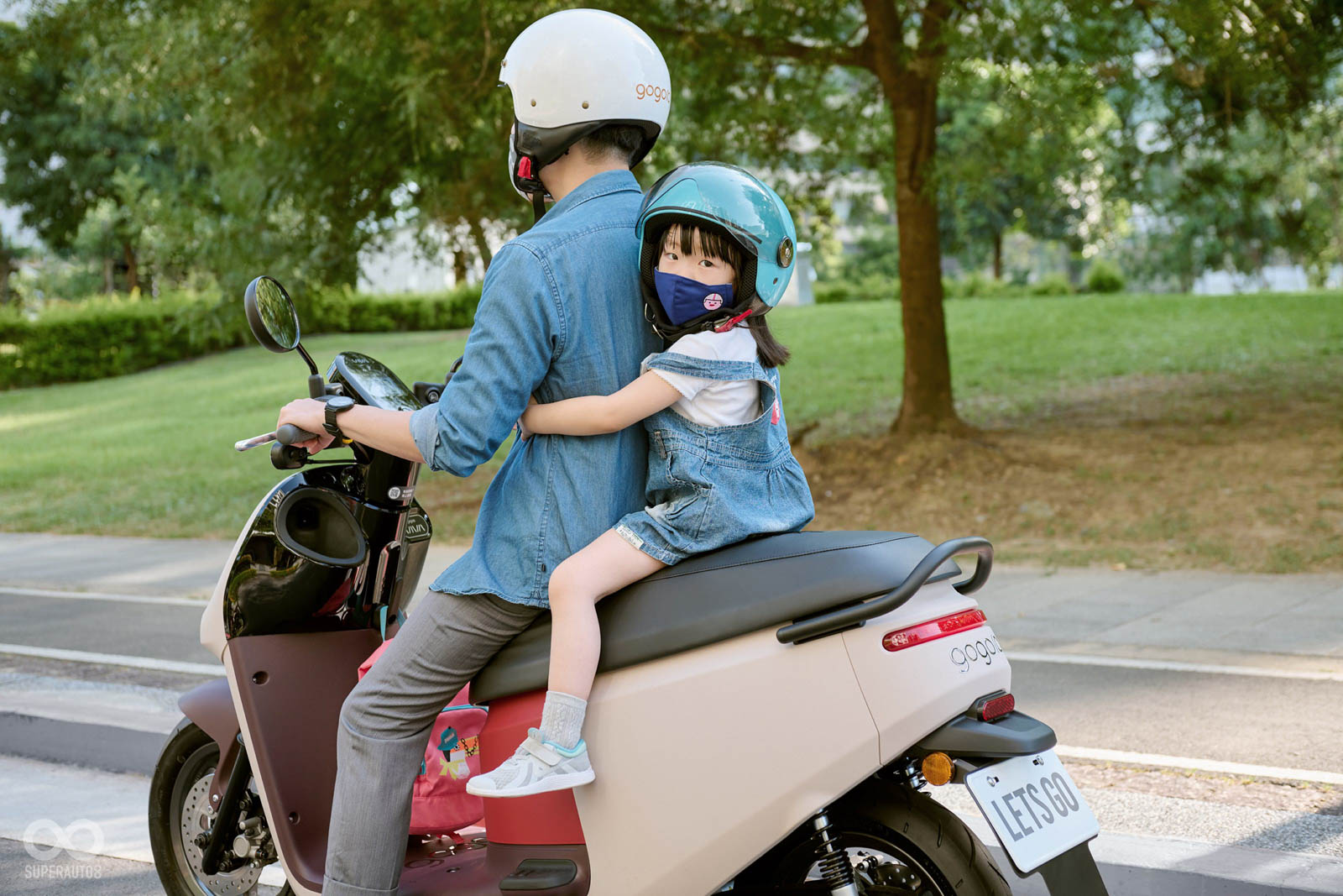 尾燈明顯能看出是Gogoro 3樣式