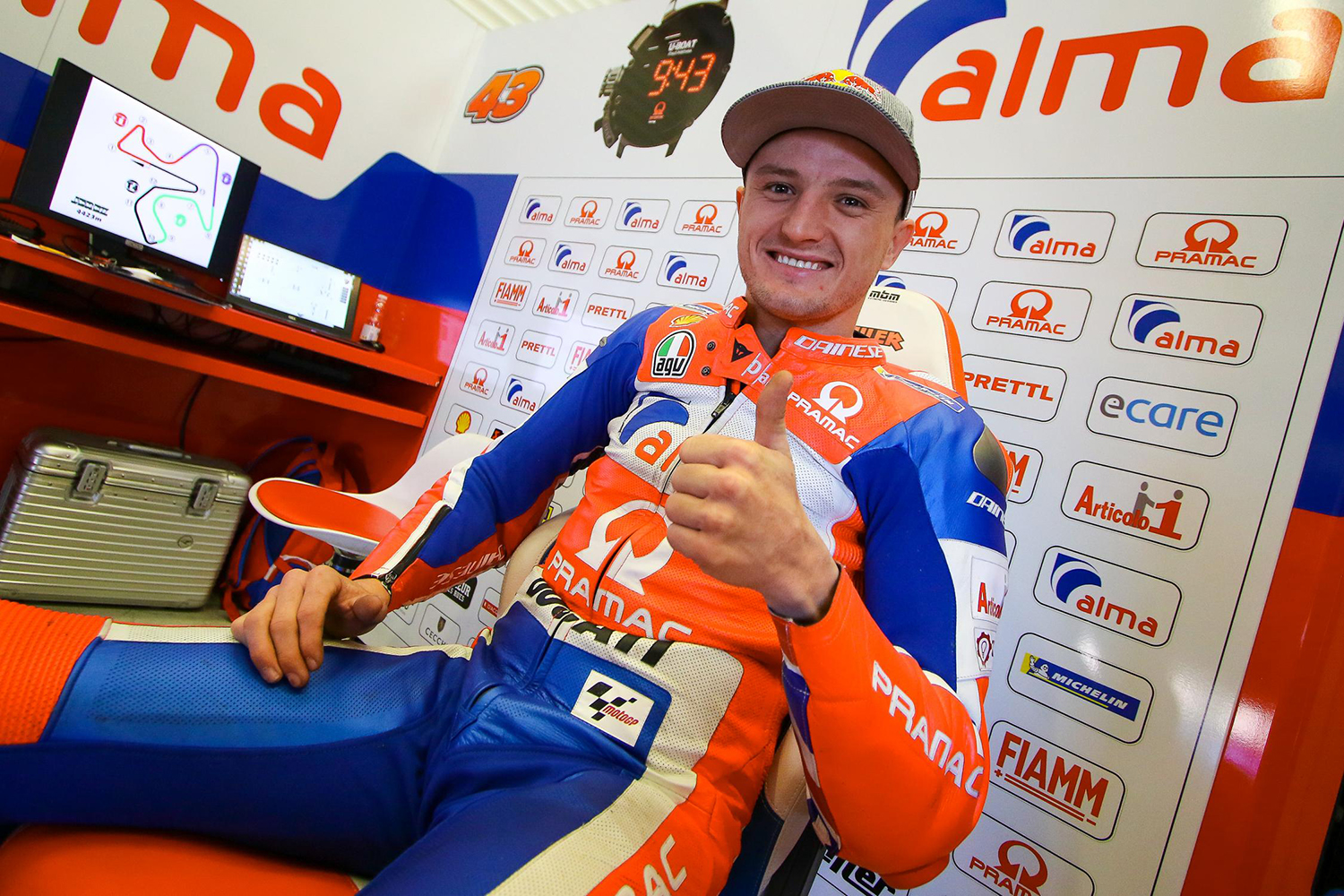 Jack Miller在今年也有不少次的精彩表現,但是讓人印象最深刻的,還是阿根廷站的邊緣人起跑吧!