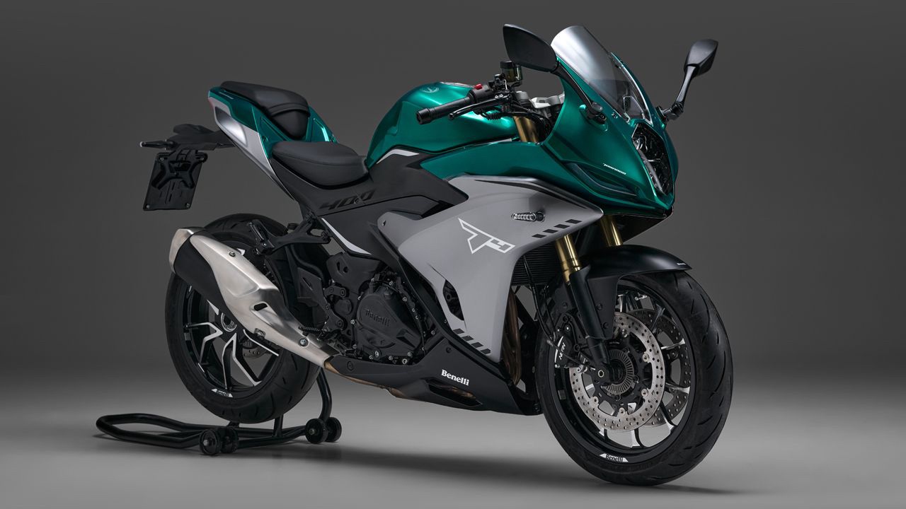 Tornado 400是唯一有單搖臂設計的車型