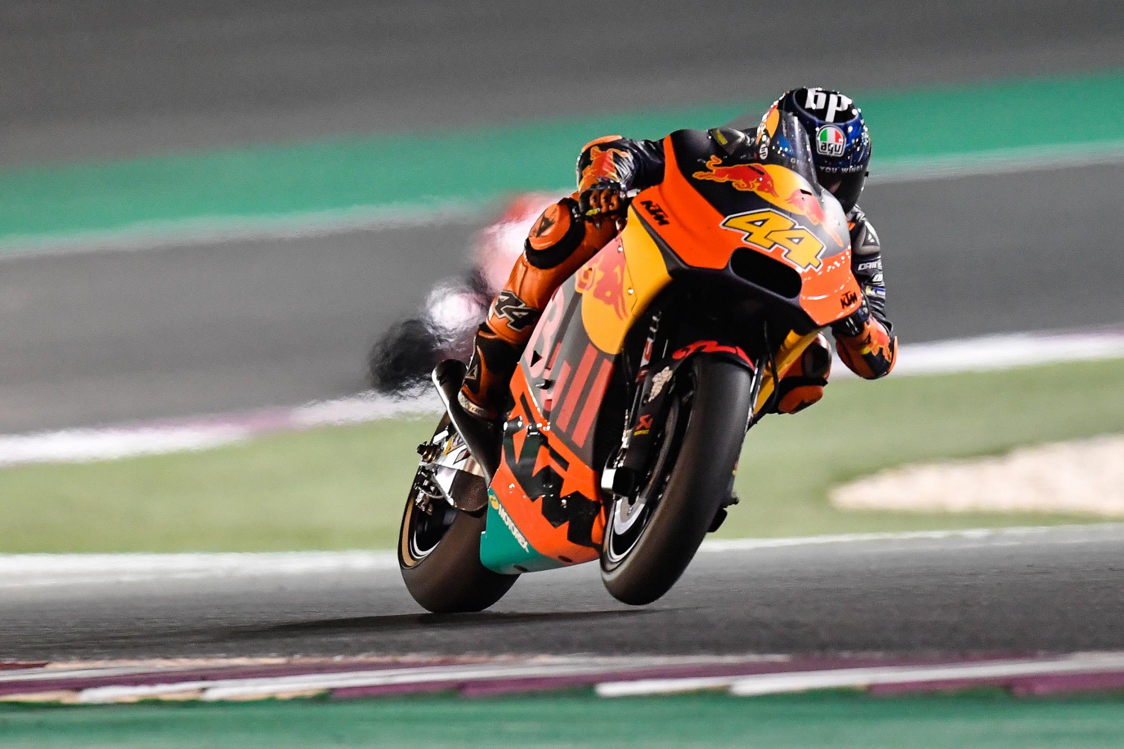 KTM在GP級別的表現，可說是進步飛快，第二年而已就已經調教出動力表現亮眼的賽車，不過在整體性能調教上，還是有很長一段路要走，畢竟輸贏往往就是那零點幾秒。