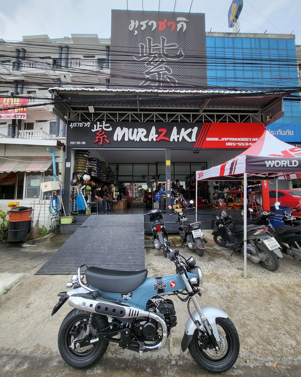 原先一台原廠的Honda Dax 125,經過了兩個月的改裝就搖身一變成戰鬥機