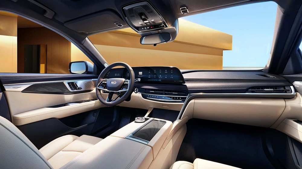 鎖定了金字塔頂端客群，內裝也是朝向高貴奢華風格