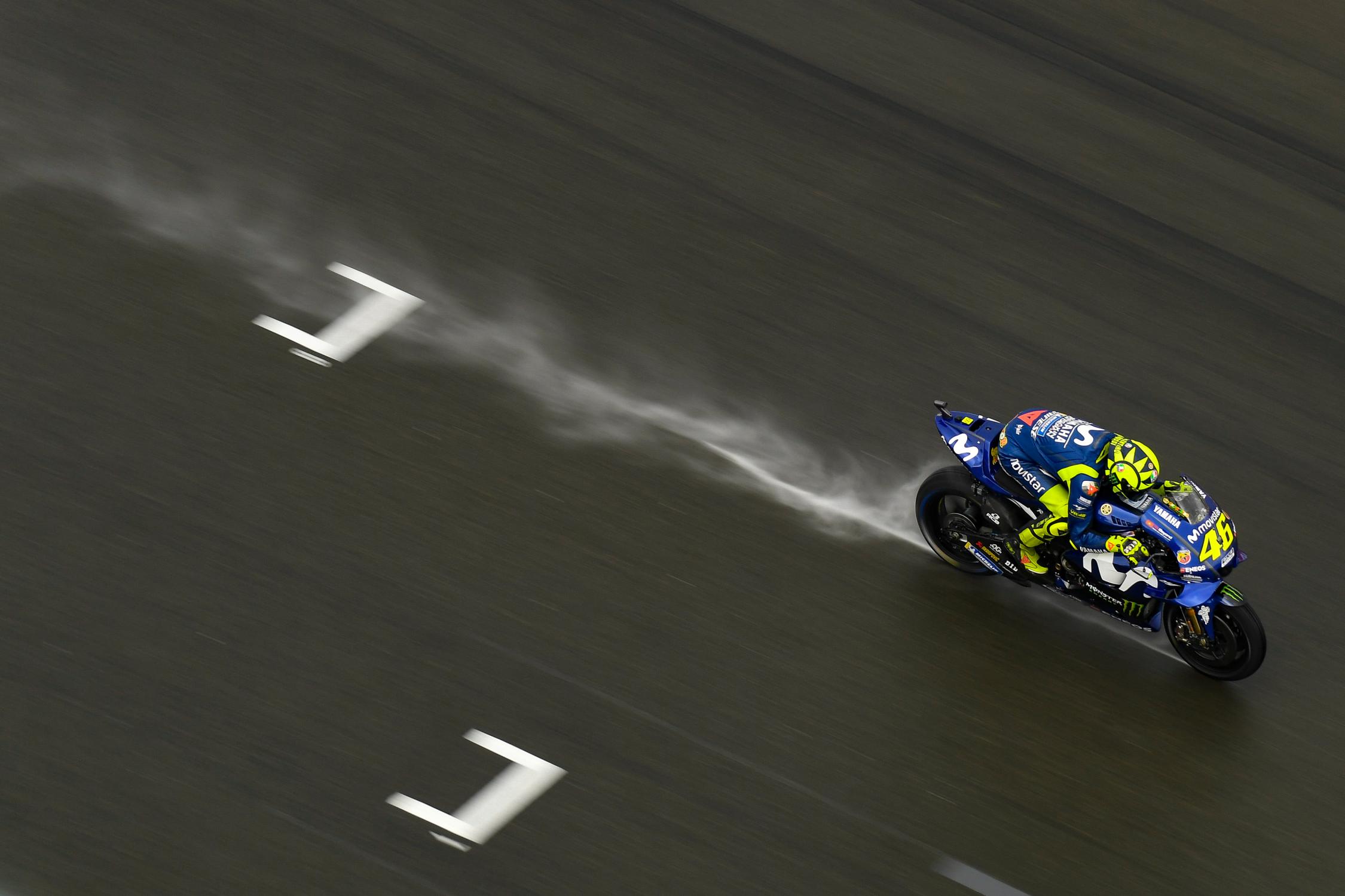 「對我來說出紅旗是非常可惜的，當時那圈我的速度非常棒，特別是與Rins、Dovi相比，我的前輪也發揮的很好，我可以打敗他們。」