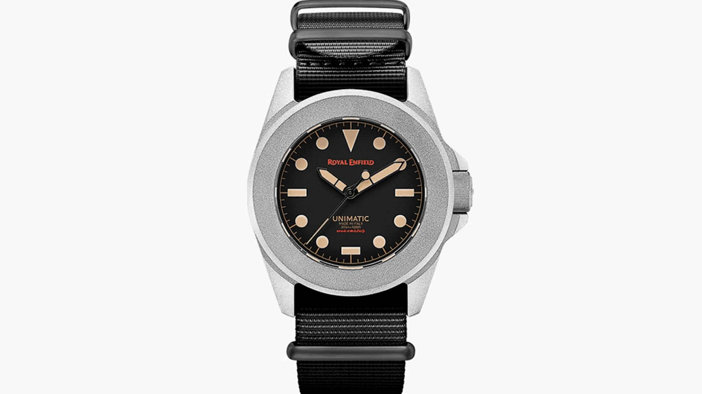 秉持著簡單、低調、復古風三大設計理念,錶面上沒有太多複雜的設計