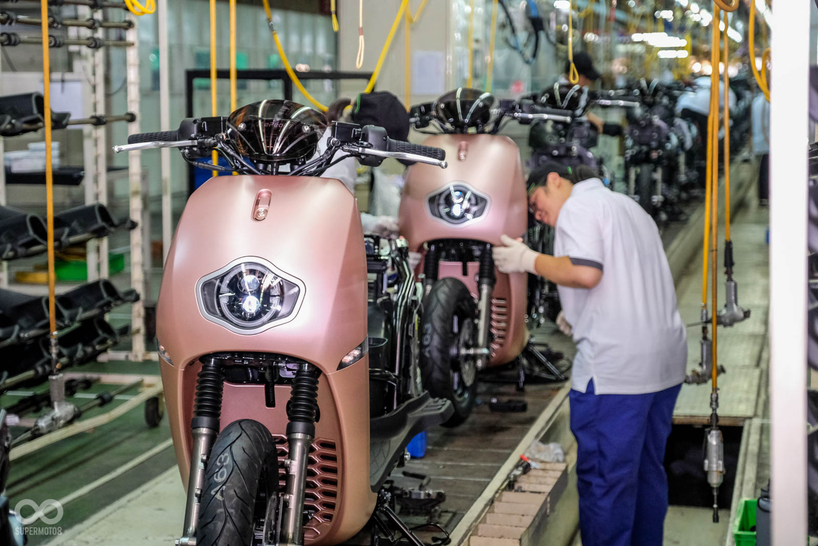 台隆集團產線從車架製造到最後驗證,與多年的SUZUKI代工、組裝經驗。打造出全新品牌電動車