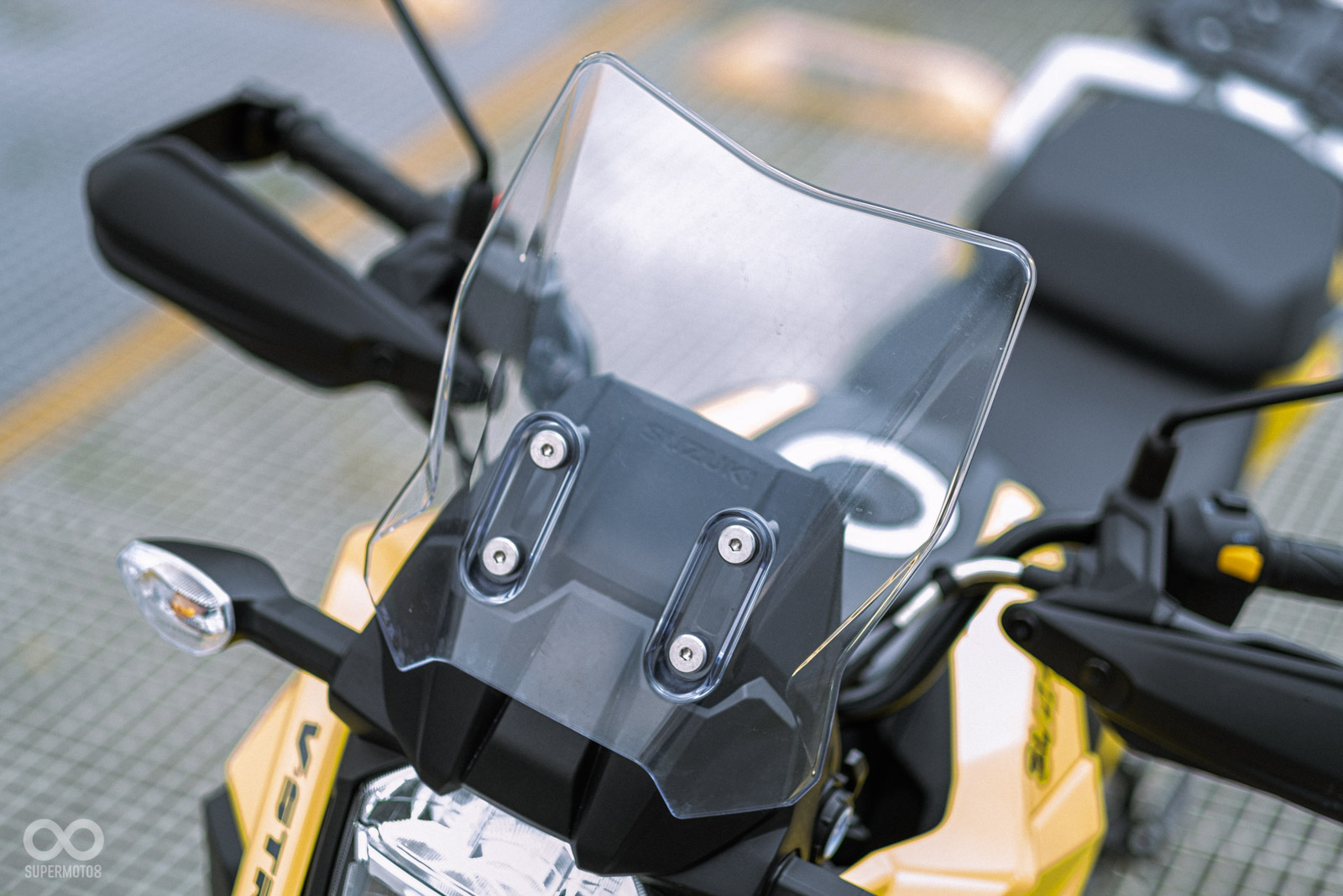 風鏡擋風效果不錯,可惜不具備可調機構