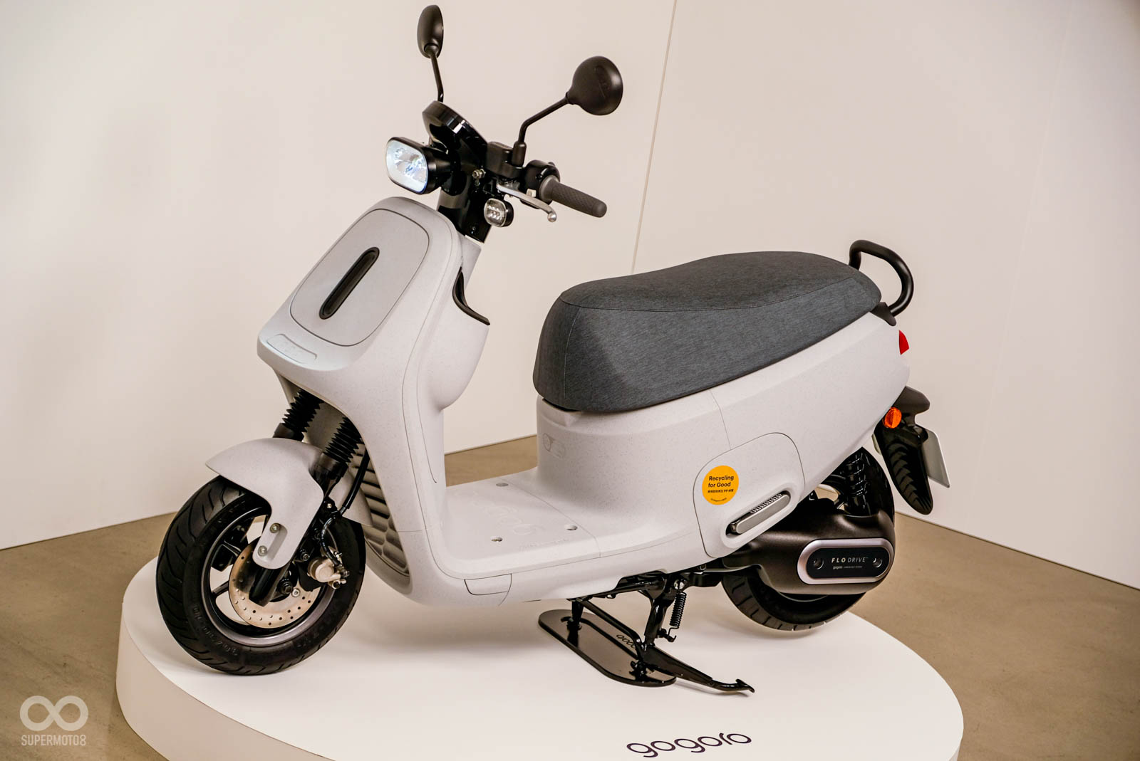 使用再生PP材質製作車殼的展示車