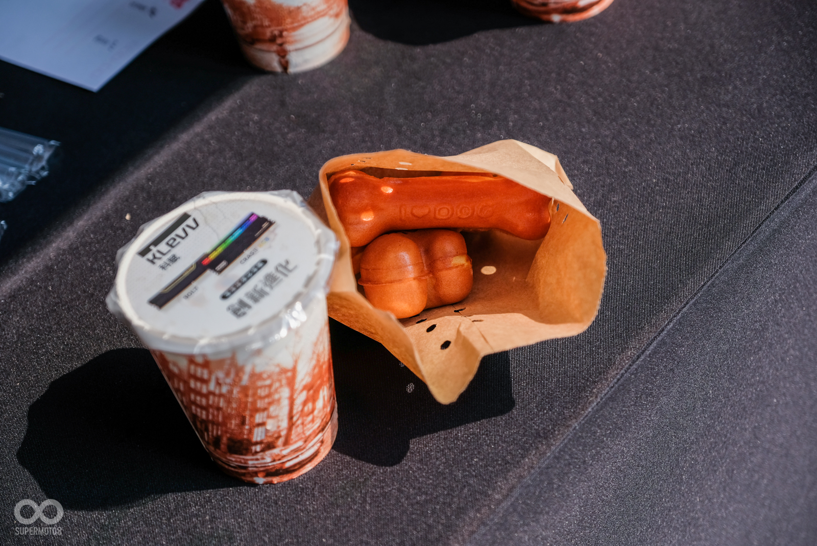 現場設有IG沖印機,可列印出照片並兌換小點心,賞車也可兌換SUZUKI專屬杯套