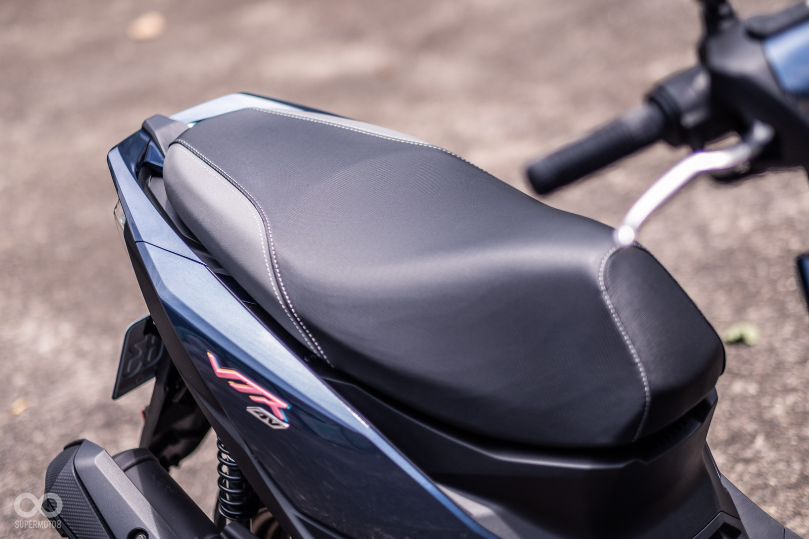 坐墊使用雙色搭配