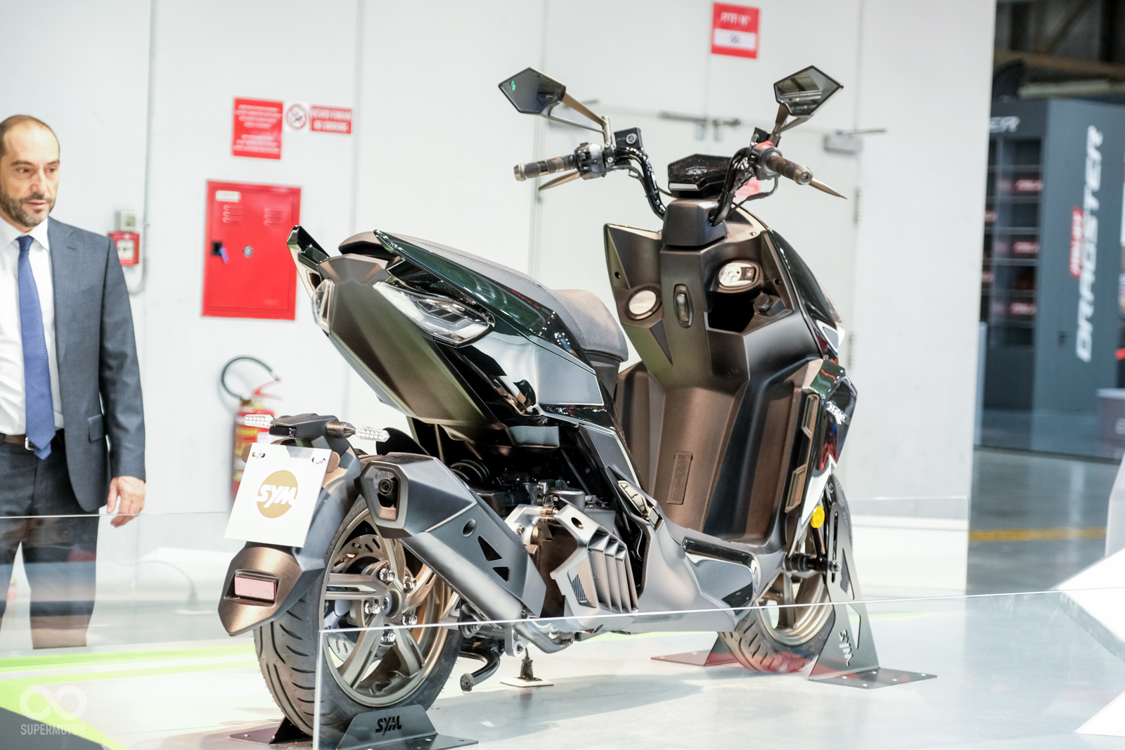 SYM DRG造型前衛,特別是車尾線條相當尖銳