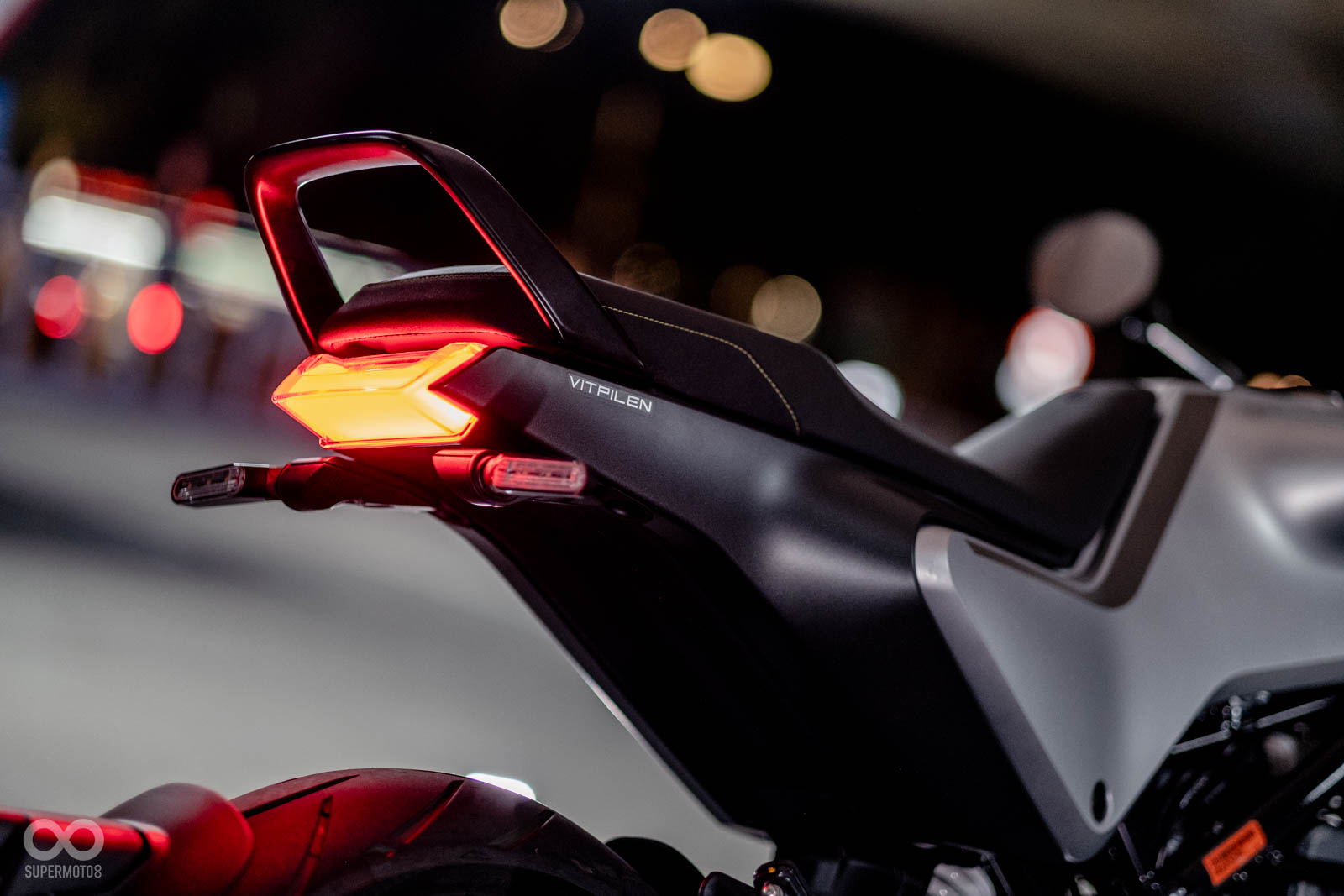 分離式車尾讓戰鬥感更為強烈